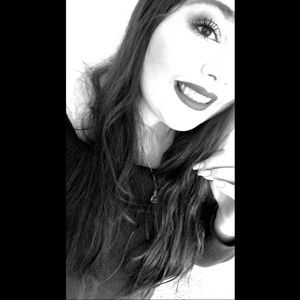 Meet your Posher, Francesca